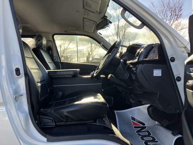 HIACE van 2WD