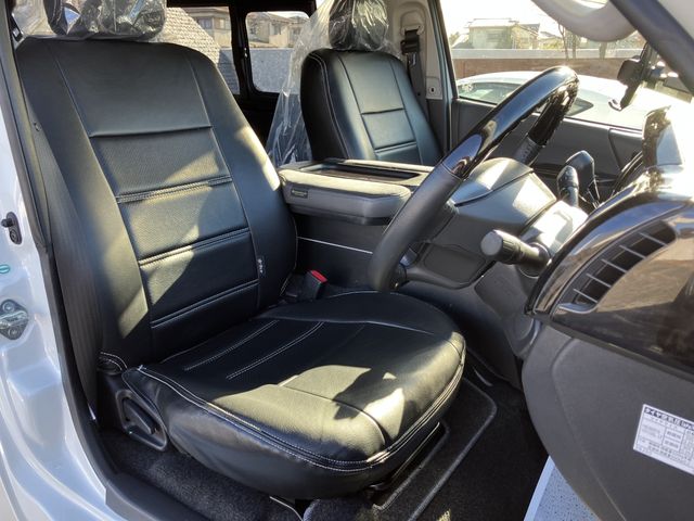 HIACE van 2WD
