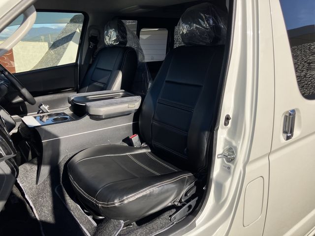 HIACE van 2WD