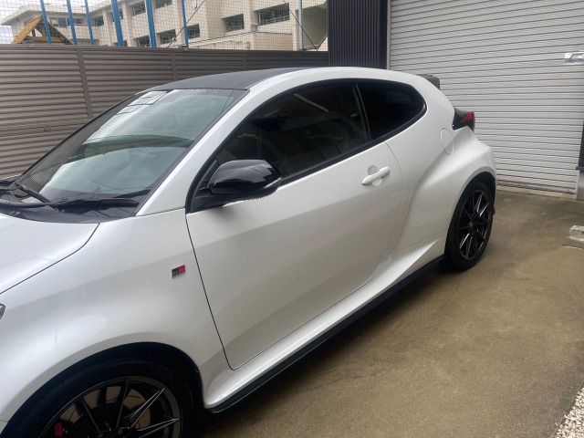 GR YARIS