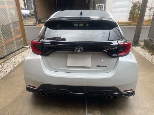 GR YARIS
