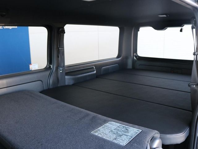 HIACE van 4WD
