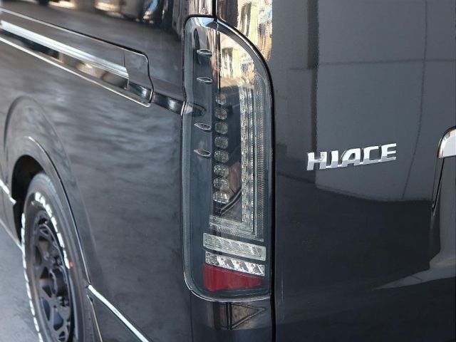 HIACE van 4WD