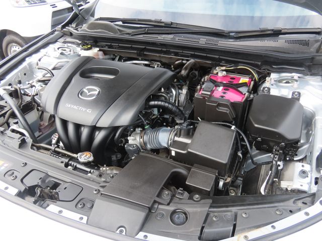MAZDA3 SEDAN