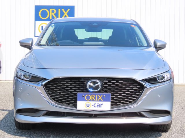 MAZDA3 SEDAN