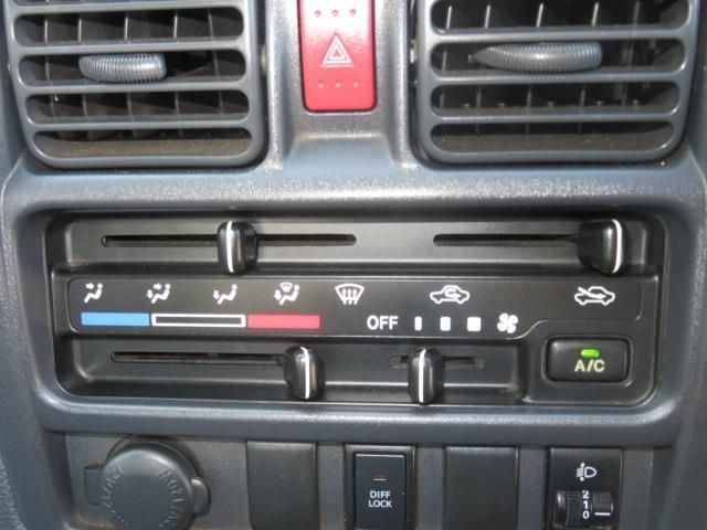 NT100 CLIPPER 4WD