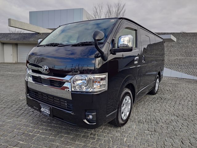 HIACE van 2WD