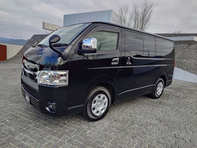 HIACE van 2WD