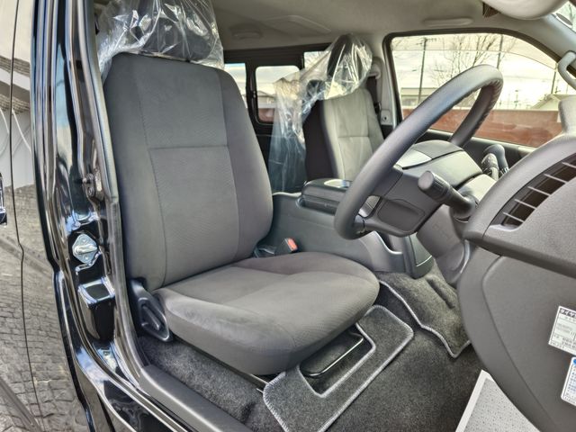 HIACE van 2WD