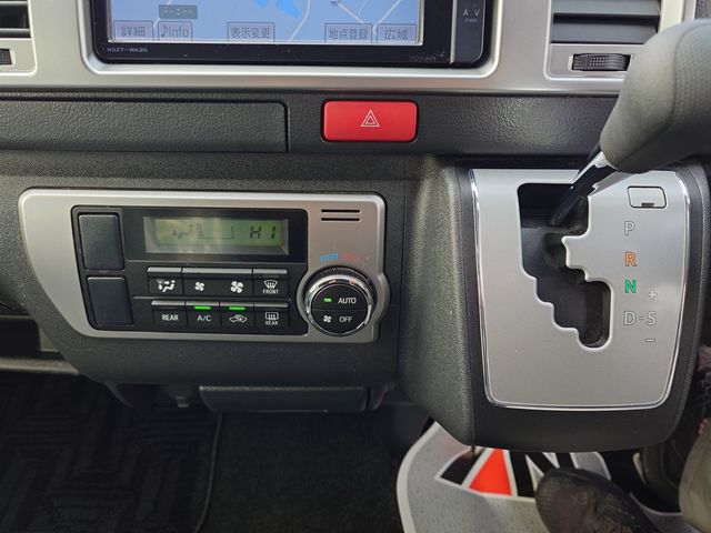 HIACE van 2WD