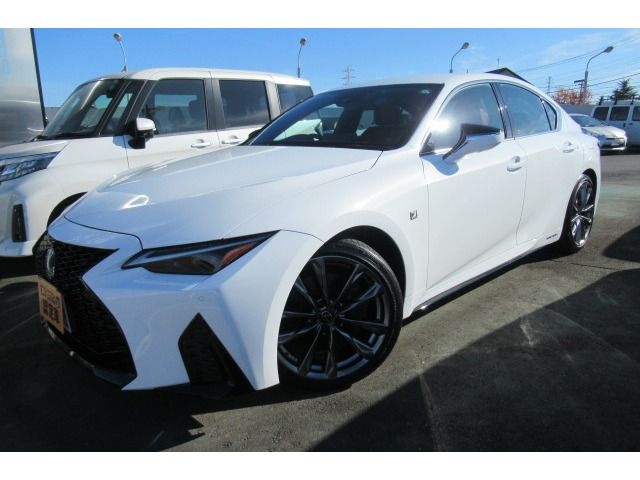 LEXUS IS300h