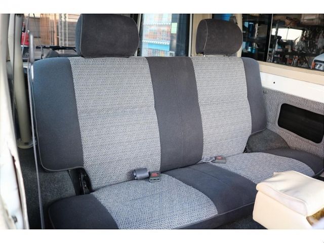 LANDCRUISER van