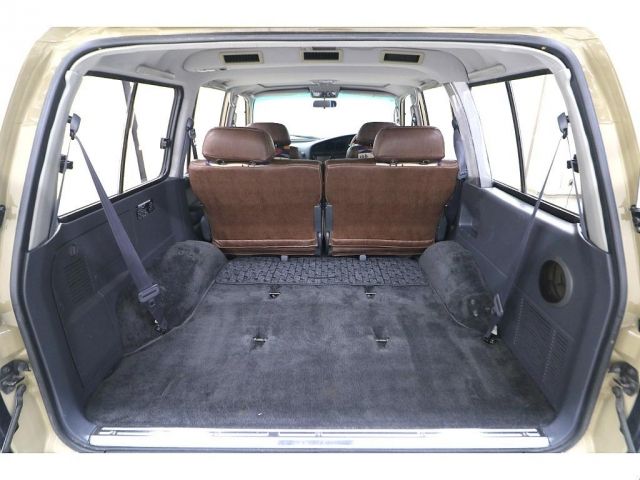 LANDCRUISER wagon