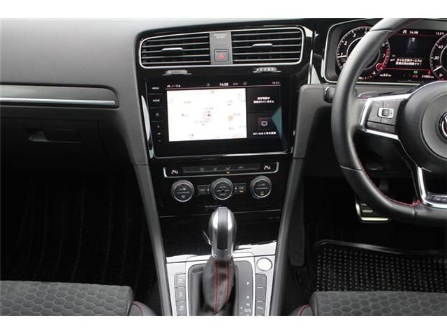 VOLKSWAGEN GOLF GTI