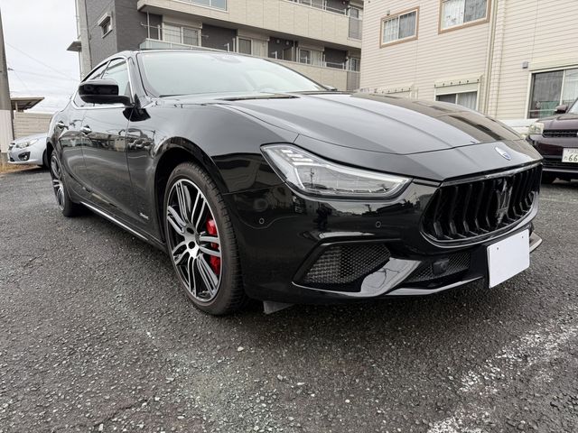 MASERATI GHIBLI Sedan