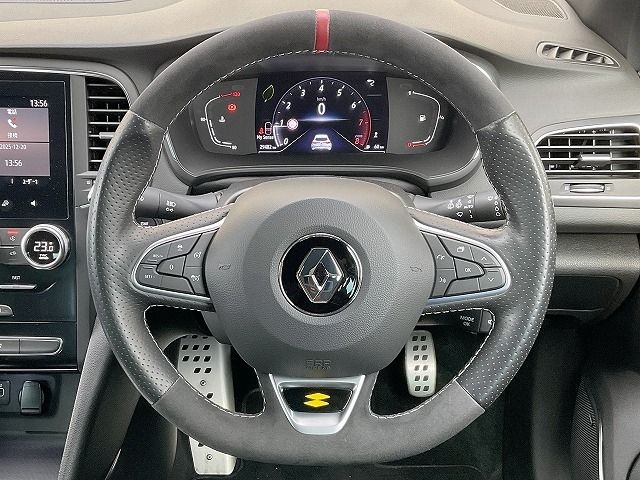 RENAULT MEGANE hatchback