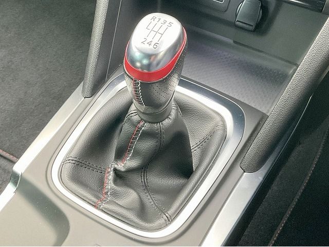 RENAULT MEGANE hatchback