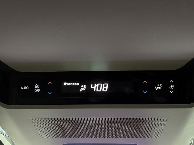 ALPHARD hybrid 4WD