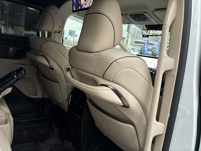 ALPHARD hybrid 4WD
