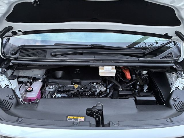 ALPHARD hybrid 4WD