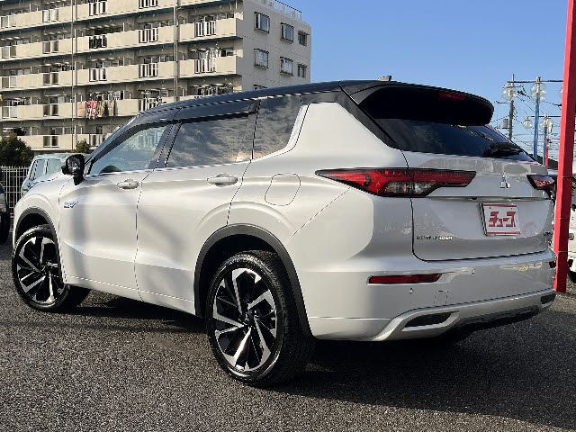 OUTLANDER PHEV