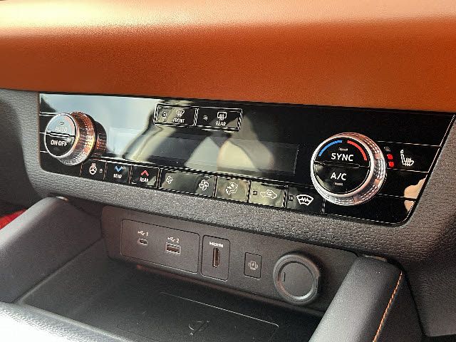 OUTLANDER PHEV