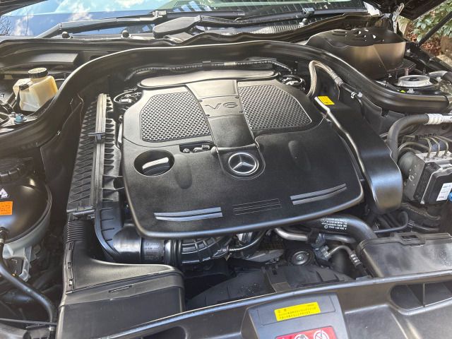 MERCEDES BENZ E class sedan