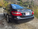 MERCEDES BENZ E class sedan