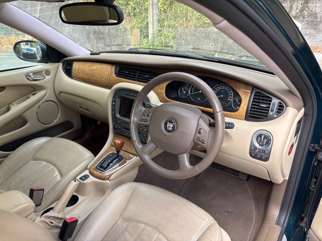 JAGUAR X-type sedan