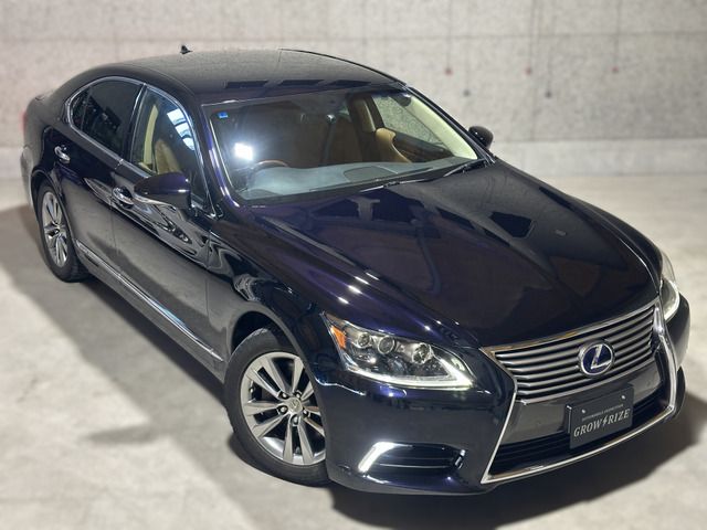 LEXUS LS600h