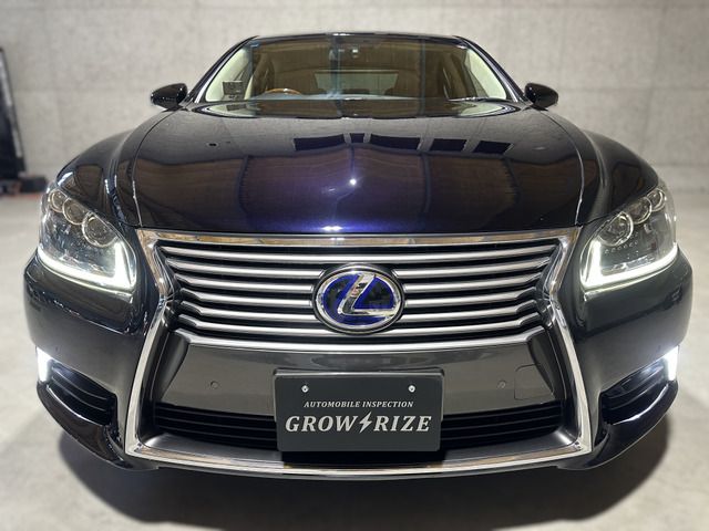 LEXUS LS600h