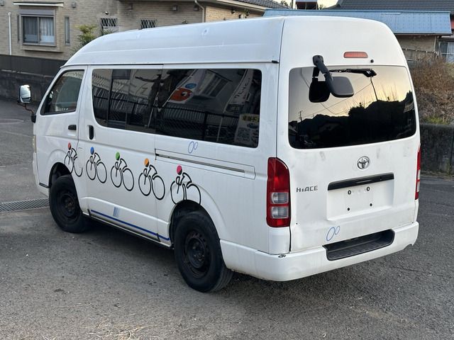 HIACE van 4WD