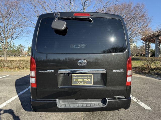 HIACE van 4WD