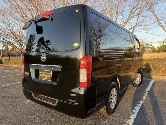 NV350 CARAVAN 4WD