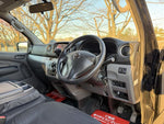 NV350 CARAVAN 4WD