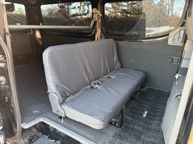 NV350 CARAVAN 4WD