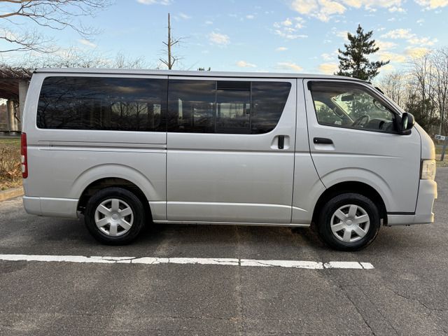 HIACE van 4WD
