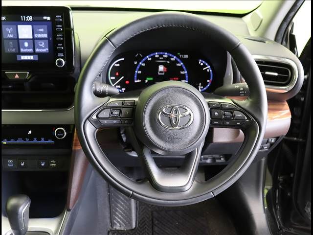 YARIS CROSS HYBRID