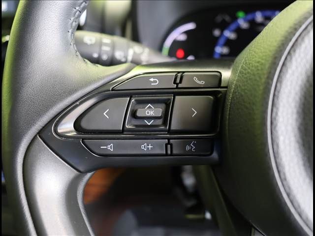 YARIS CROSS HYBRID