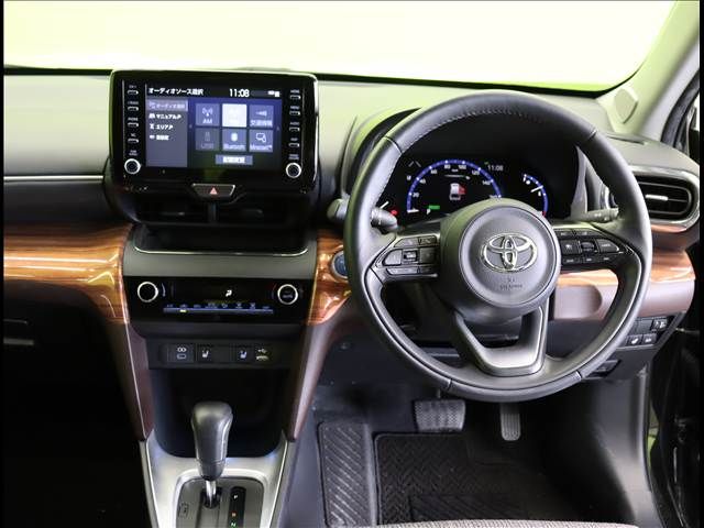 YARIS CROSS HYBRID