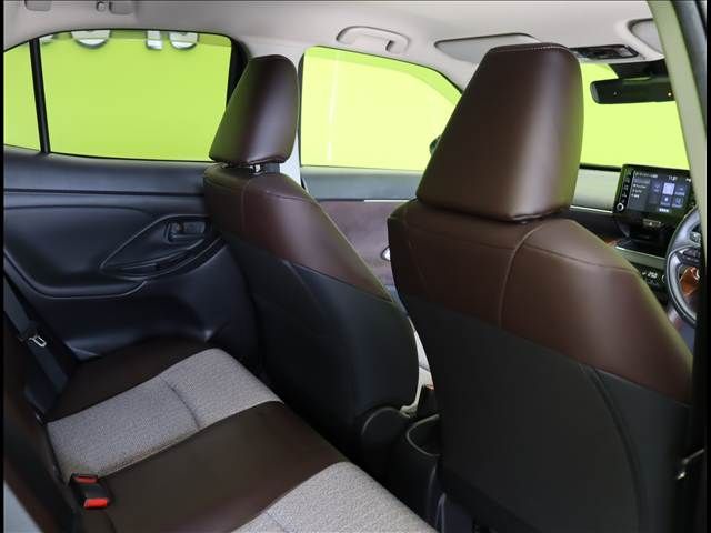 YARIS CROSS HYBRID