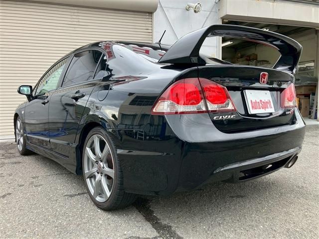CIVIC sedan