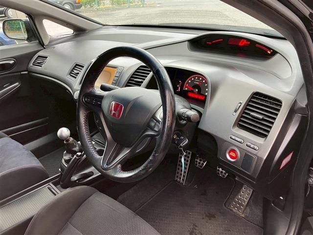 CIVIC sedan