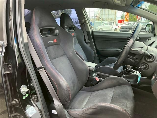 CIVIC sedan
