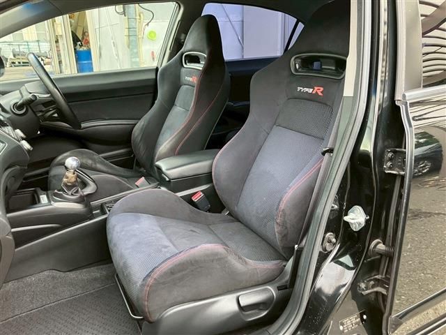 CIVIC sedan