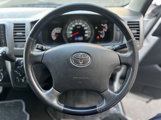 HIACE van 2WD