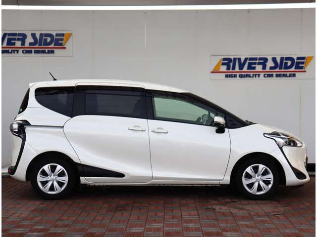 SIENTA HYBRID