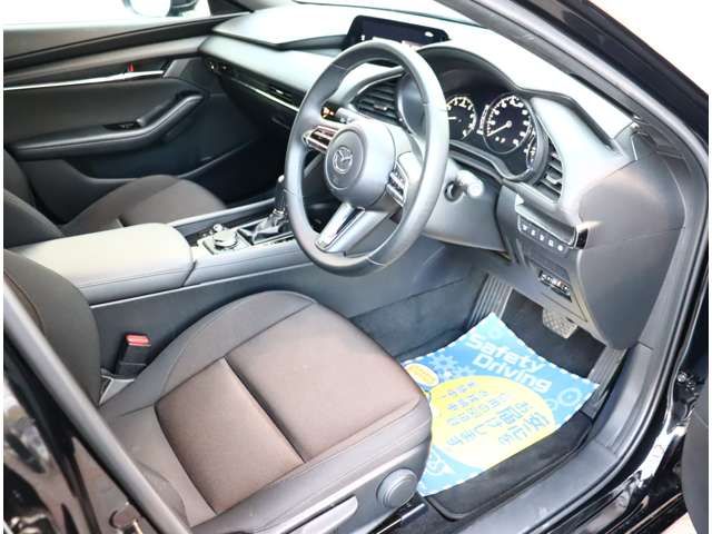 MAZDA3 FASTBACK