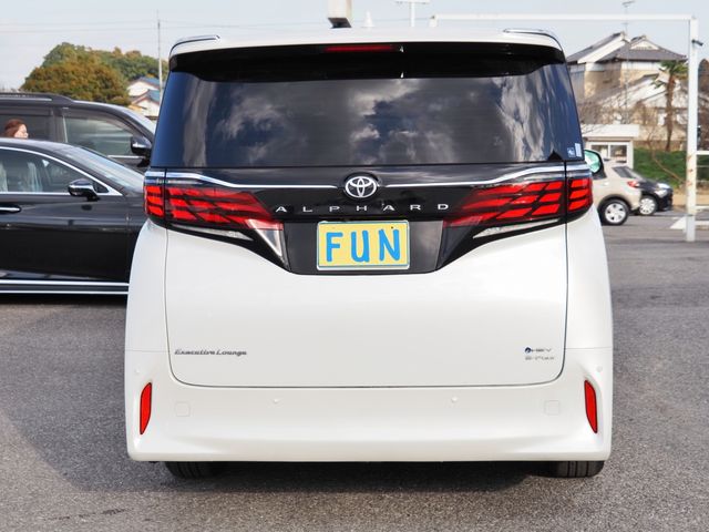 ALPHARD hybrid 4WD