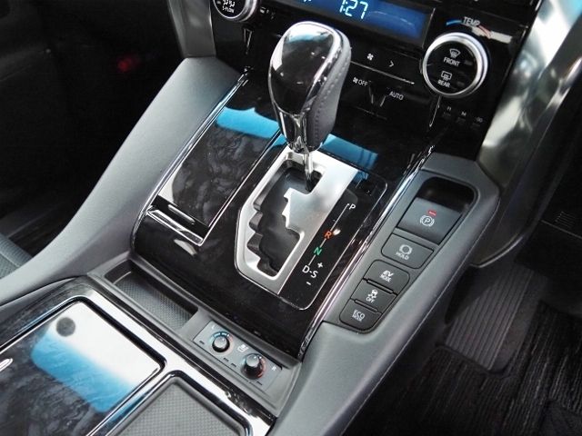 ALPHARD hybrid 4WD